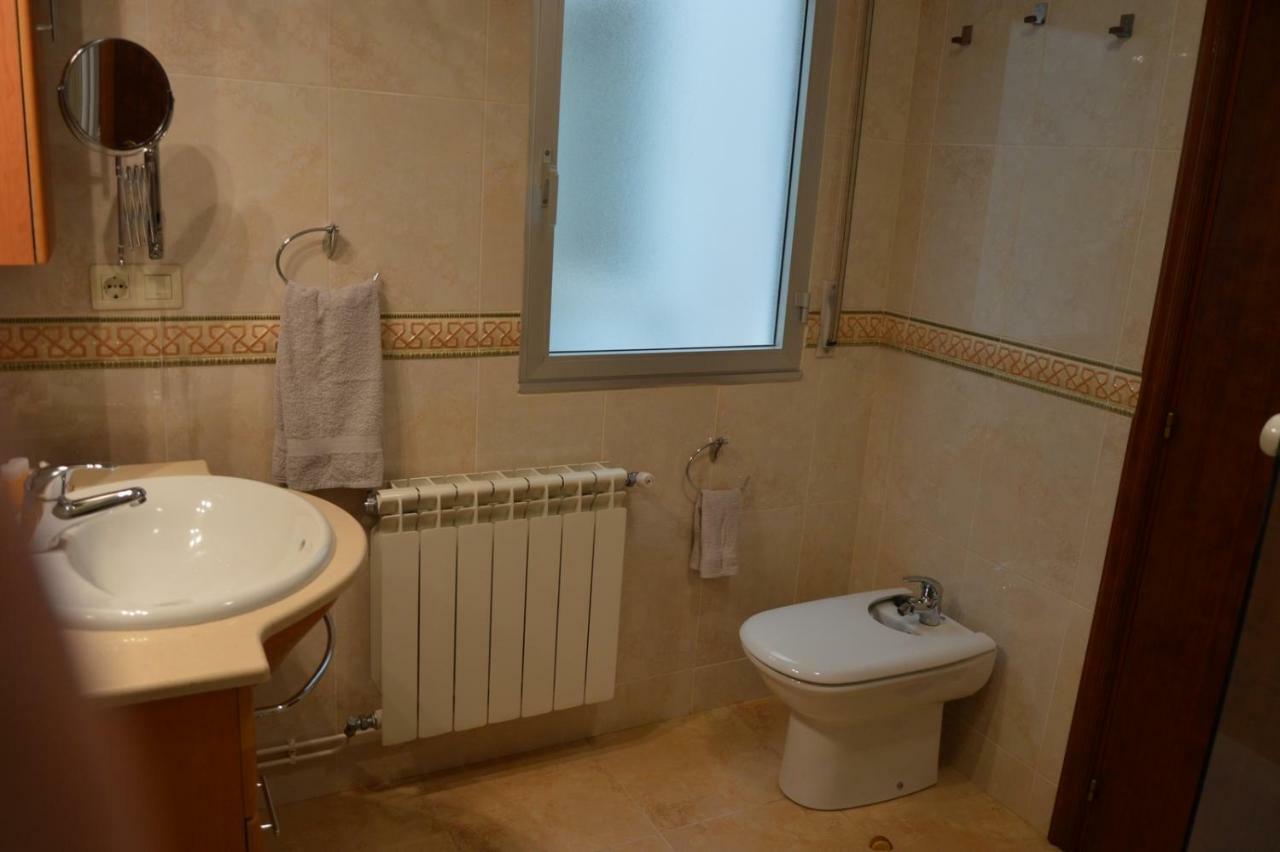 דירות Arzúa Piso Da Empegada מראה חיצוני תמונה